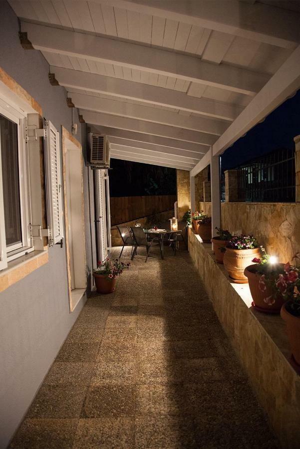 Vila La Casa D'Estate Lakíthra Exteriér fotografie